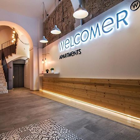 Welcomer Apartments บาเลนเซีย ภายนอก รูปภาพ