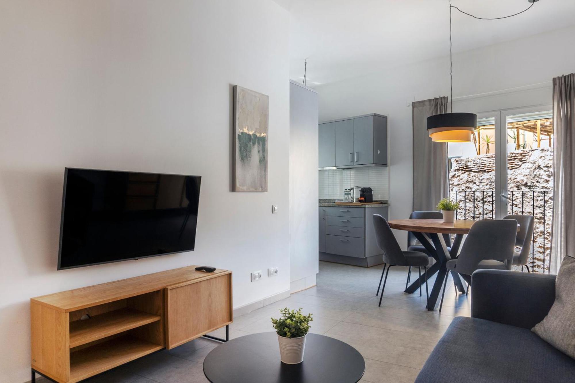 Welcomer Apartments บาเลนเซีย ภายนอก รูปภาพ