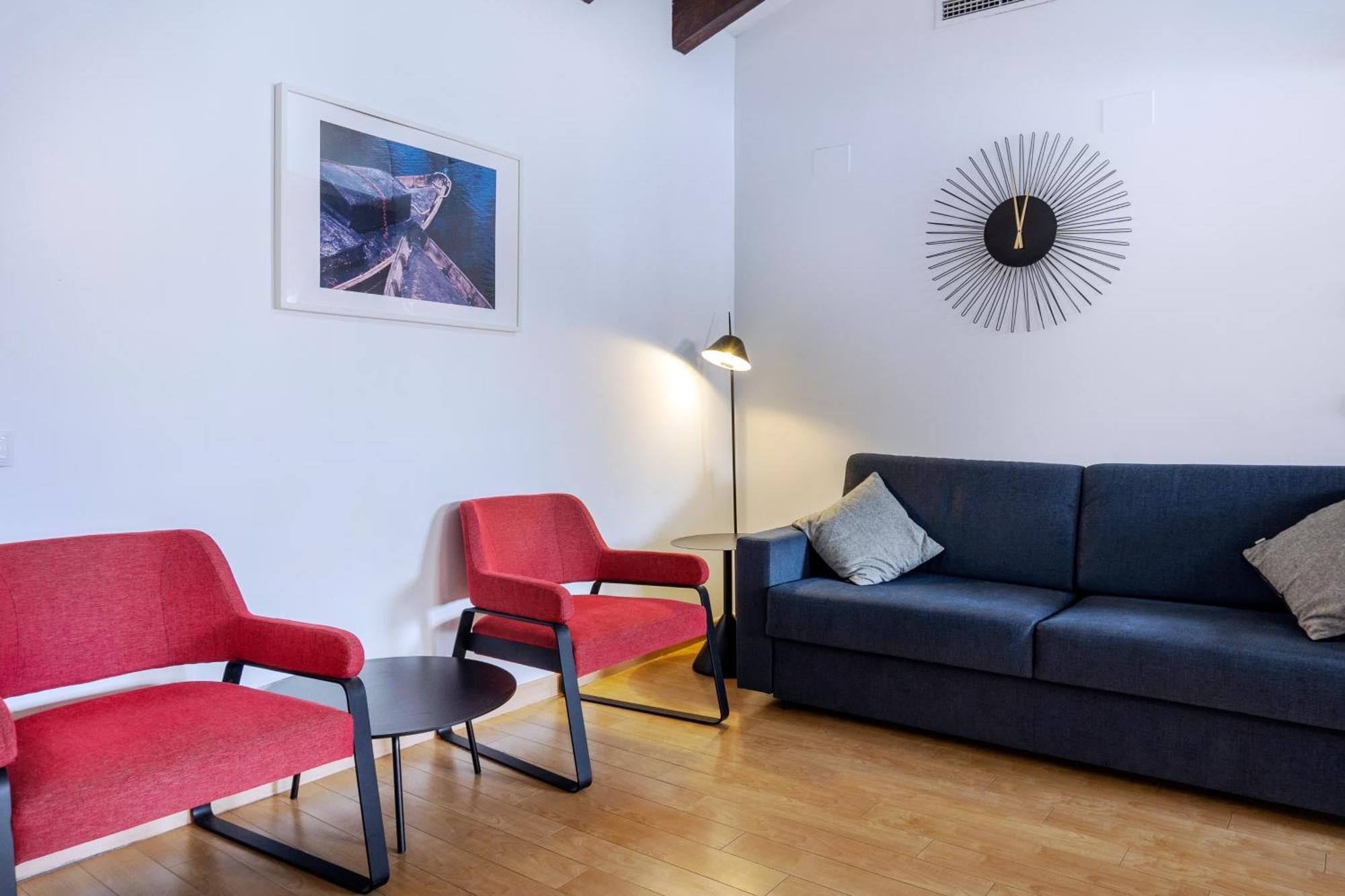 Welcomer Apartments บาเลนเซีย ภายนอก รูปภาพ