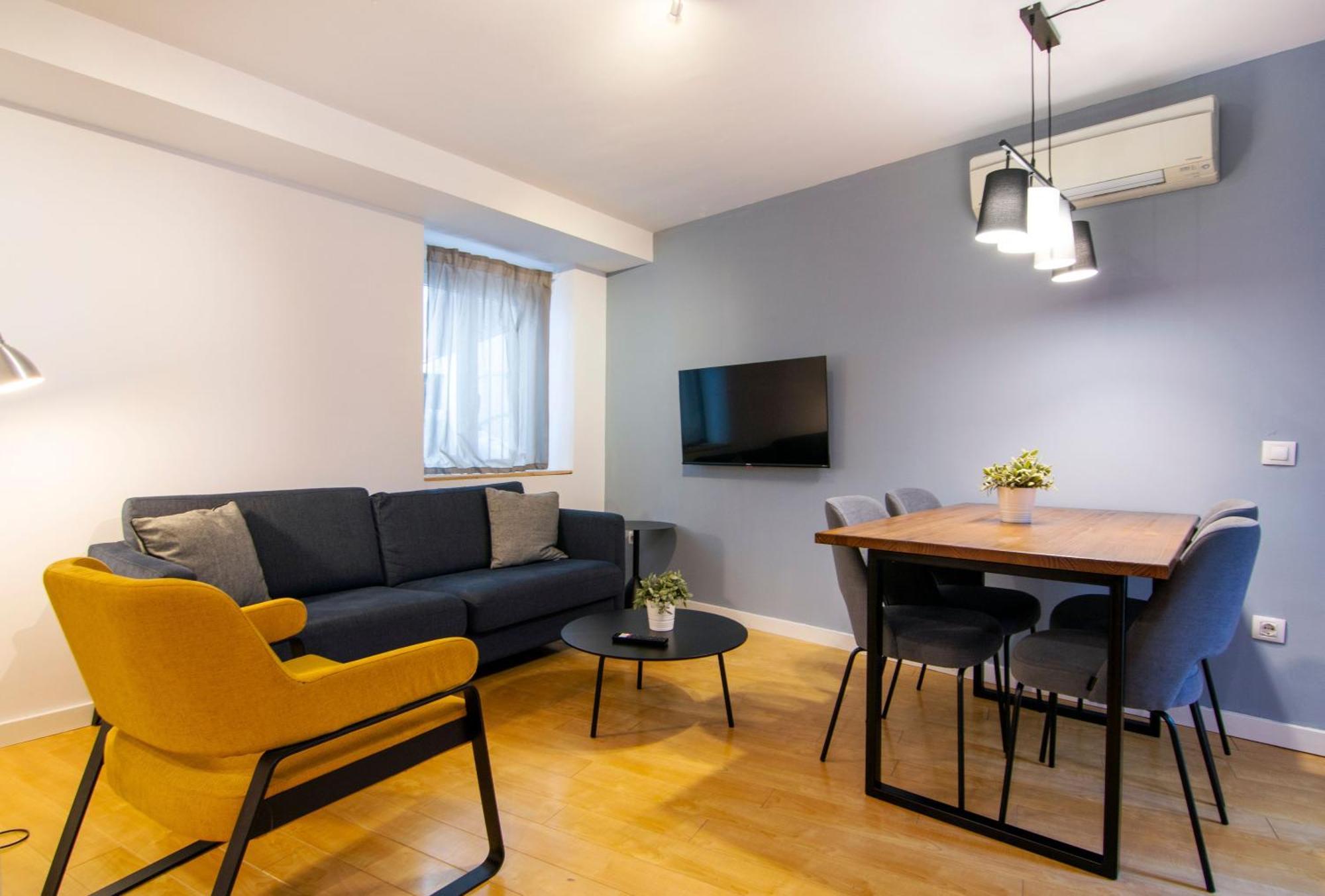Welcomer Apartments บาเลนเซีย ภายนอก รูปภาพ