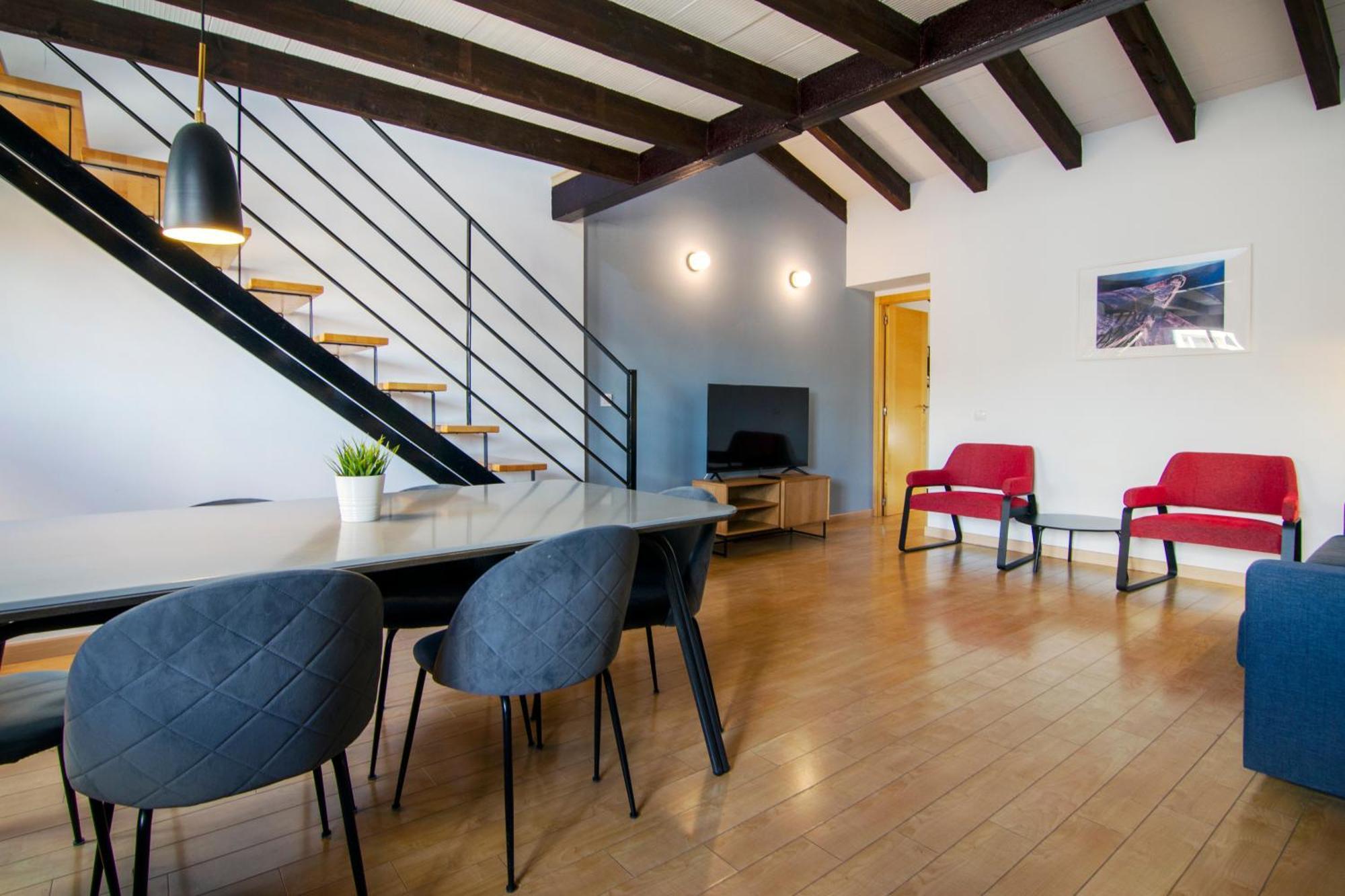 Welcomer Apartments บาเลนเซีย ภายนอก รูปภาพ