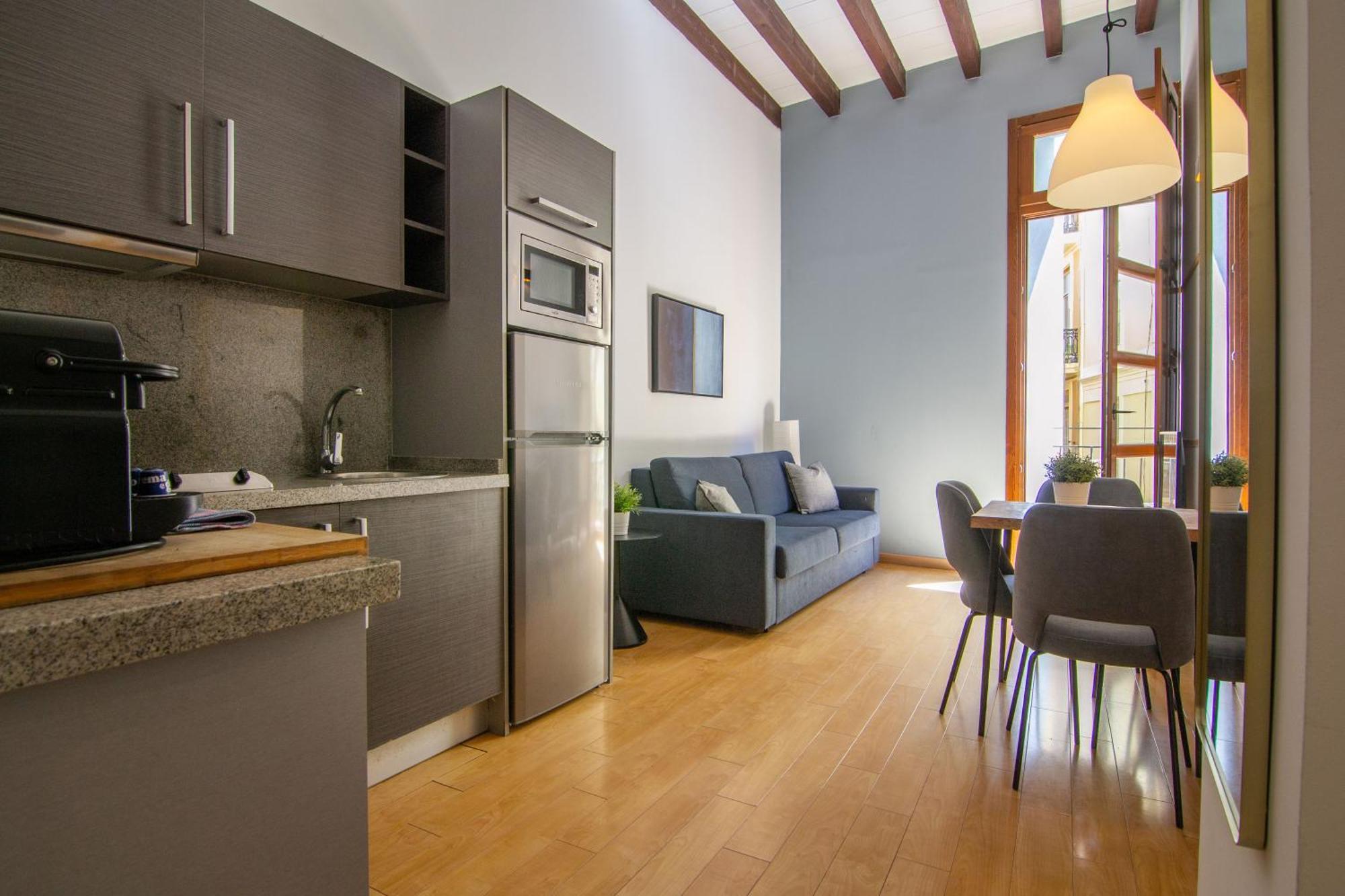 Welcomer Apartments บาเลนเซีย ภายนอก รูปภาพ